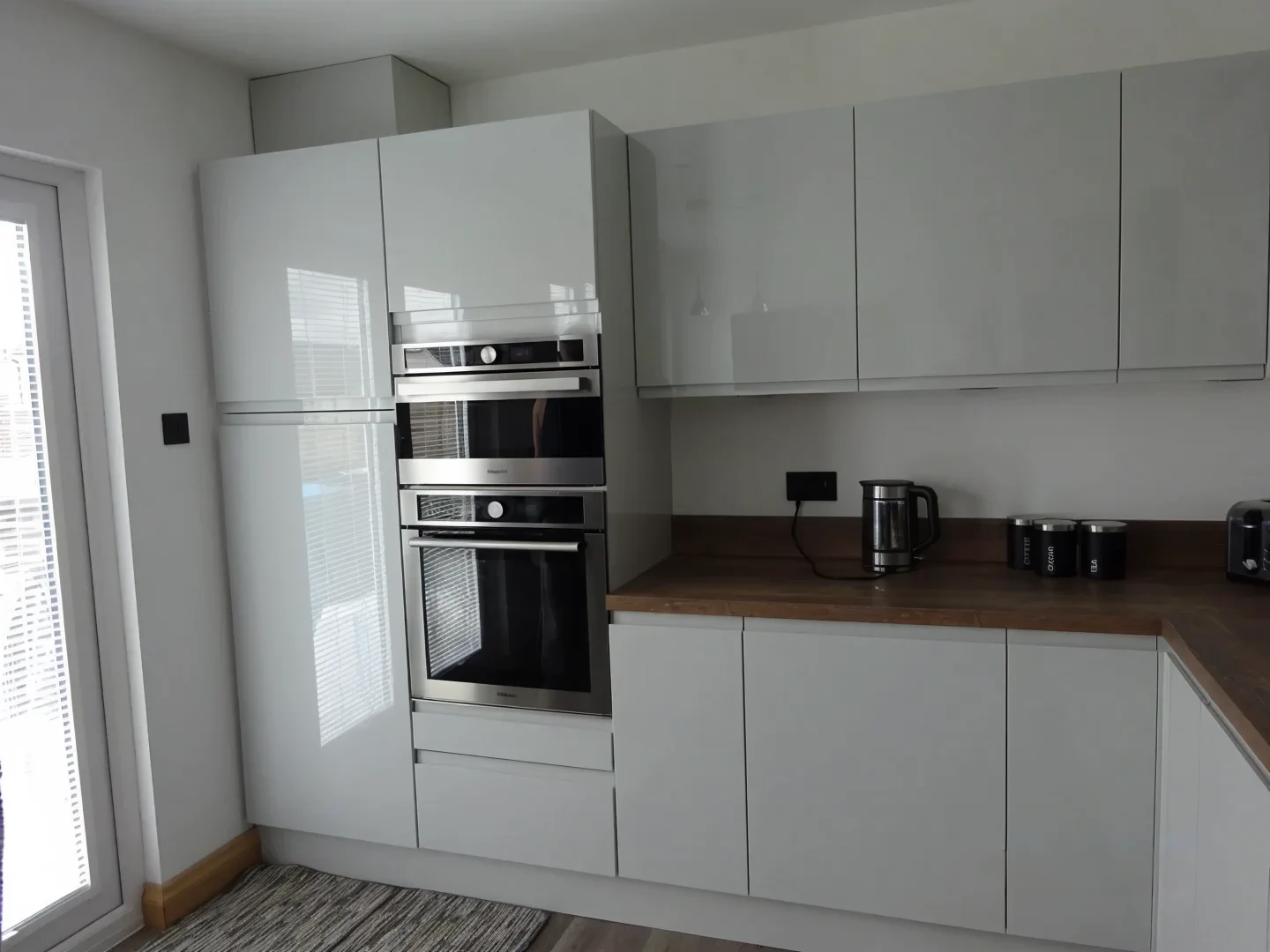 Photo of a completed kitchen
